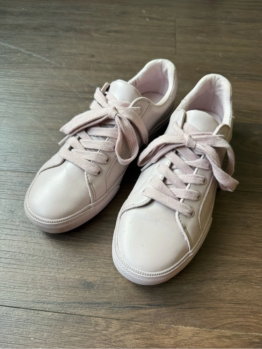 Tommy Hilfiger Women's Low Top Lace Up Sneakers Pink Minimalist Court Style 7.5